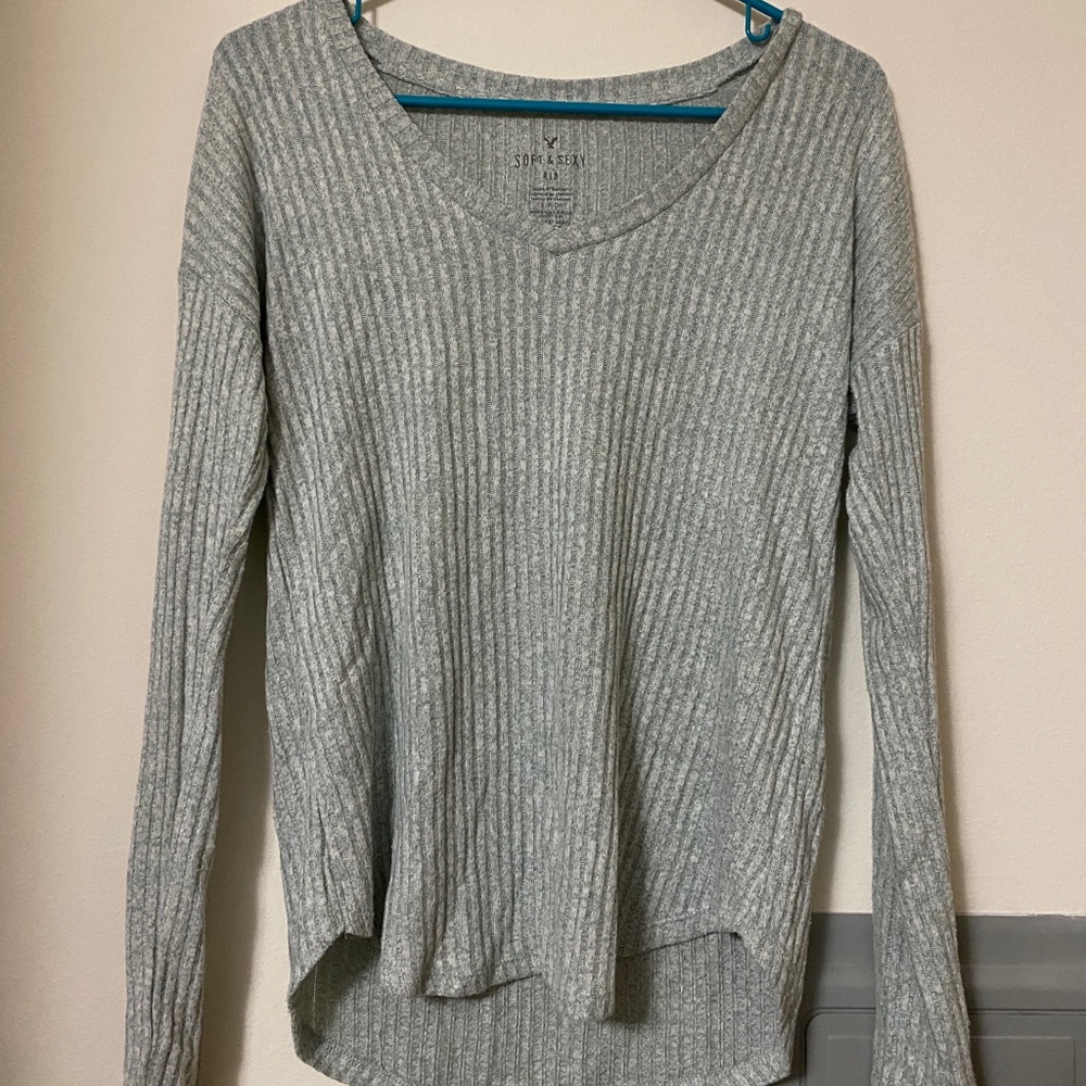 Light mint green ribbed AEO long sleeve